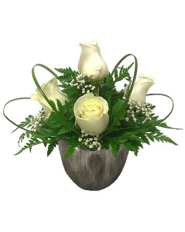 Pure and Simple Flower Arrangement