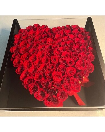 In Love With Roses Flower Arrangement