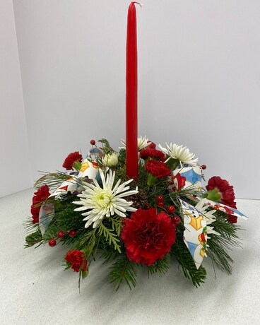 Christmas Deluxe Centerpiece Flower Arrangement