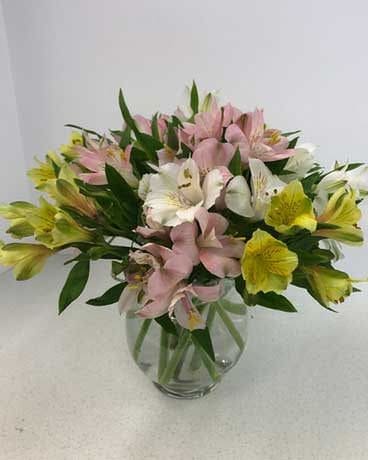Simple & Sweet Bouquet Flower Arrangement