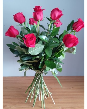 Seasonal Hand-tied Rose Dozen Flower Arrangement