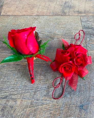 Corsage & Boutonniere - Rosey Red Flowers