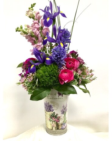 Elizabeth’s Favorite Flower Arrangement
