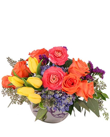 Vivid Splendor Flower Arrangement