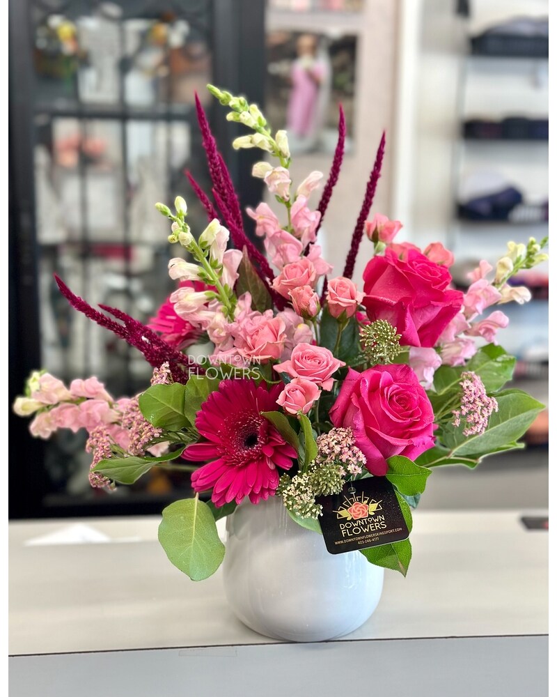 【アントニアフラワーズ】フローレ Anniversary Flowers in Kingsport, TN | Downtown Flowers And Gift Shop