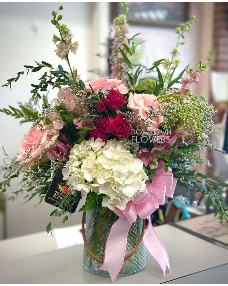 Anniversary Flowers in Kingsport, TN | Downtown Flowers And Gift Shop