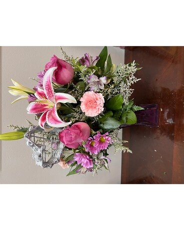Valentines Sweetie Flower Arrangement