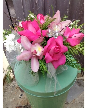 Pink Holiday Fun Flower Arrangement