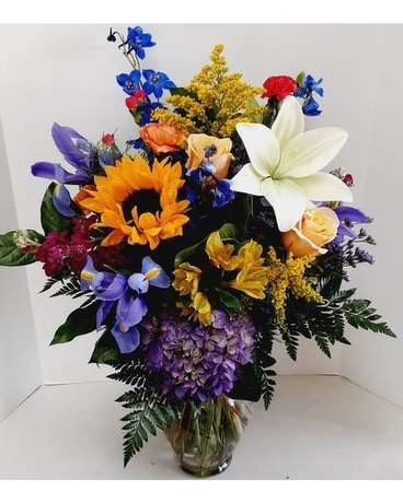 Colors in the Garden Flower Arrangement