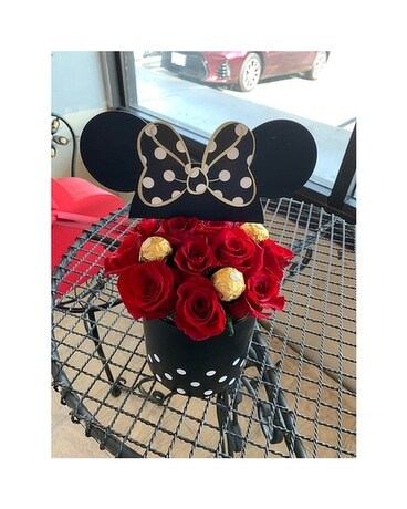 minnie mouse Flower Arrangement