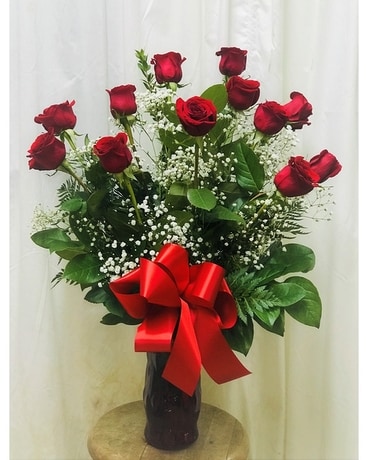 1 Dz. Classic Long Stemmed Red Roses Flower Arrangement