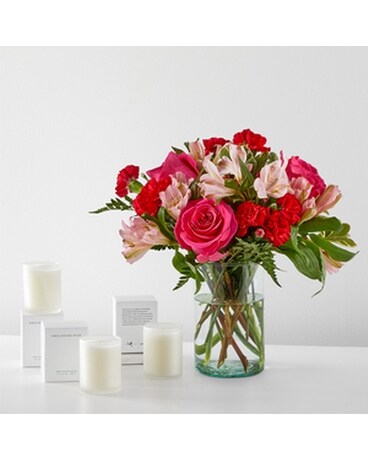 First sight bundle Flower Arrangement