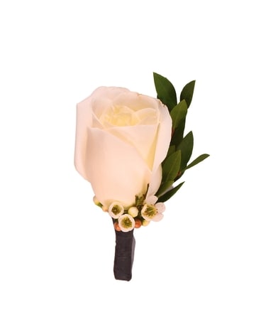 White Elegance Boutonniere
