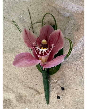 Love at Loggerhead Groom Flower Arrangement