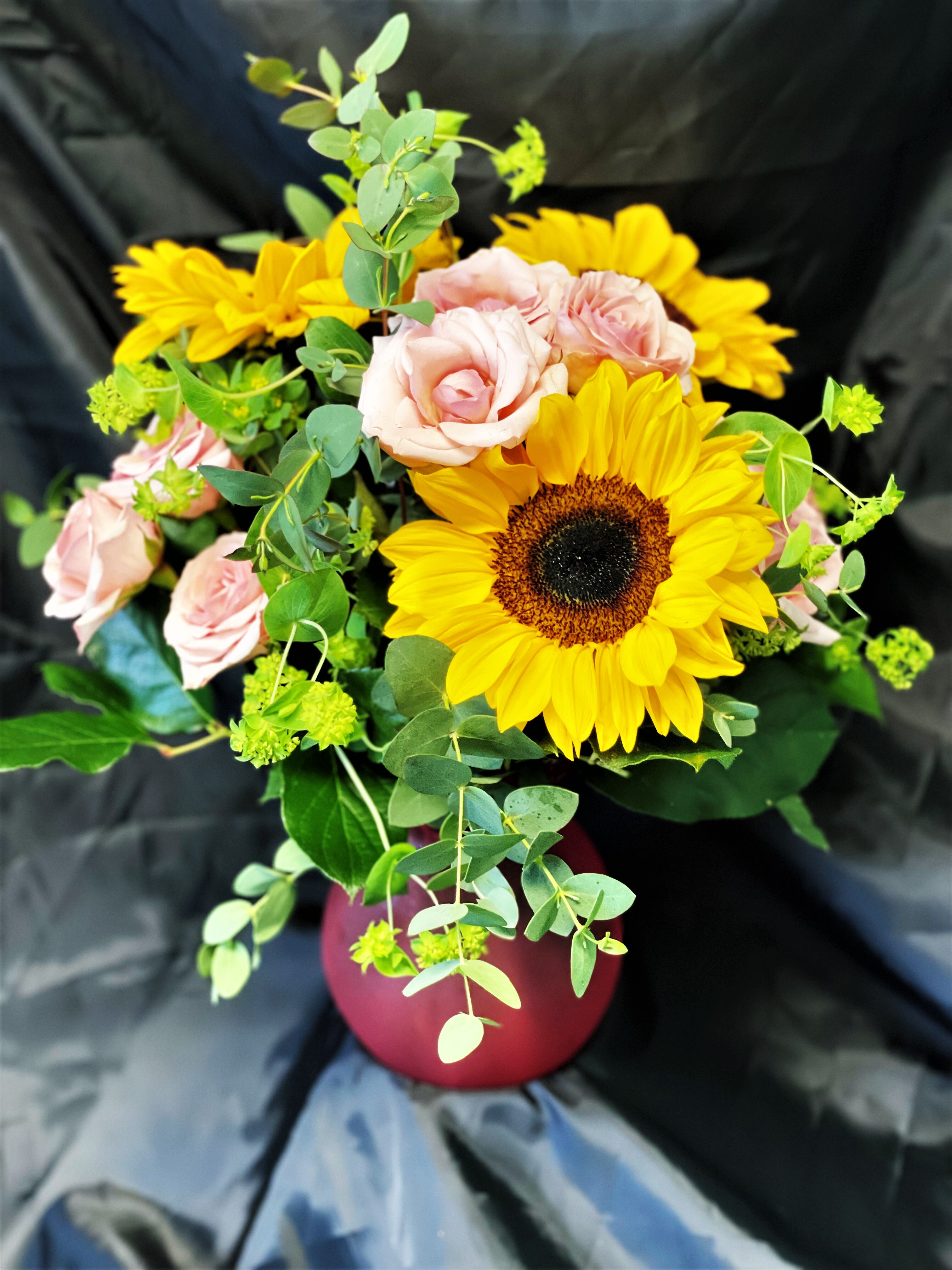 Love and Sunshine in Edgewater FL Bj's Flowers & Plants, Inc.