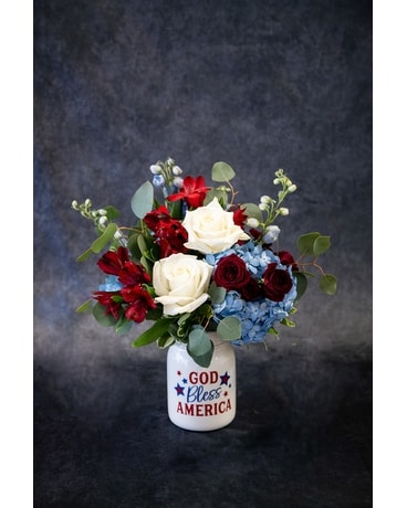 PATRIOTIC PETALS Flower Arrangement