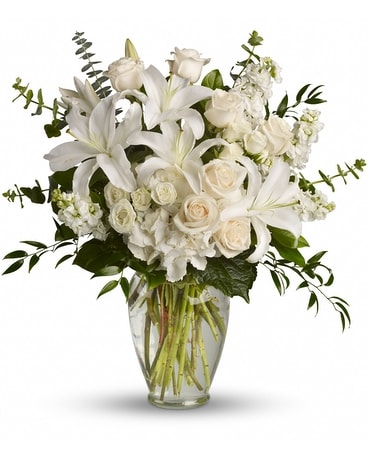 Dreams from the Heart Deluxe in Abington MA - Hutcheon's Florist