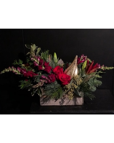 Christmas Sparkle Flower Arrangement