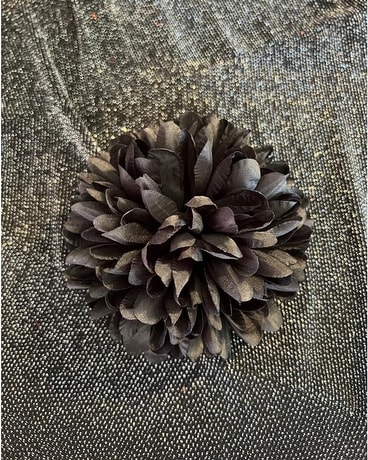Red Silk Mum to Carry Dried Flowers
