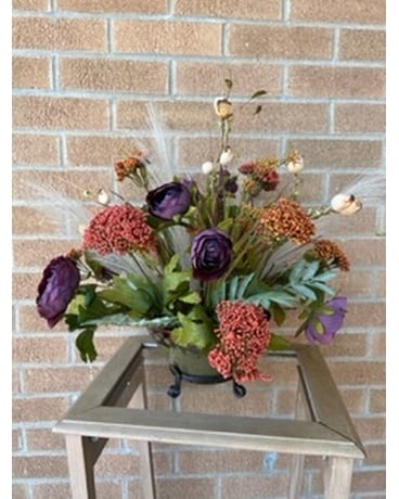 Burgundy Dried Ceramic Bowl with Metal Stand Dried Flowers