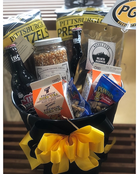 Pittsburgh Basket in East McKeesport PA Lea's Floral Shop