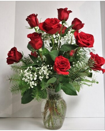 Dozen Short Stem Red Roses Flower Arrangement