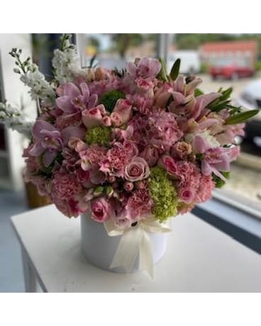 Amore Mio Flower Arrangement