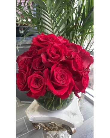 Red Rose Bowl Special Flower Arrangement