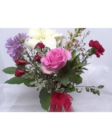 The Sweetheart Valentine Flower Arrangement