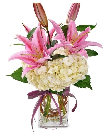 Simply Pink Flower Arrangement