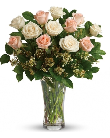 Peaches & Cream Long Stem Roses Flower Arrangement