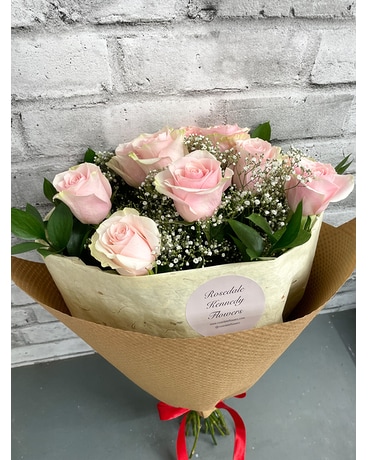 Pink roses bouquet Flower Arrangement