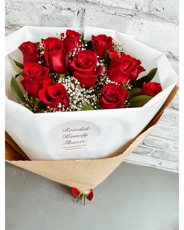 Red Roses Bouquet Flower Arrangement
