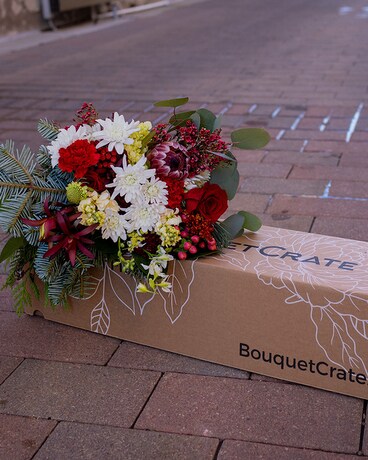 BouquetCrate Winter Mix - Large Flower Arrangement