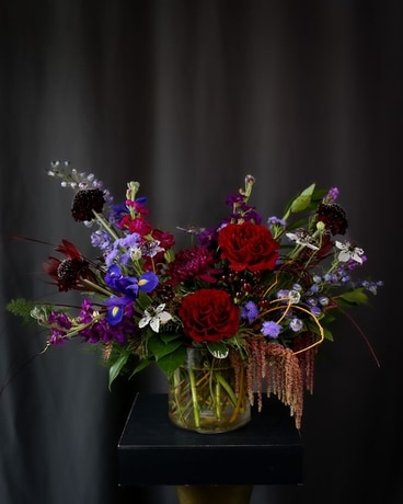 Summer Dazzle Flower Arrangement