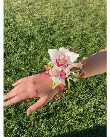 Custom Rose Wristlet Flower Arrangement