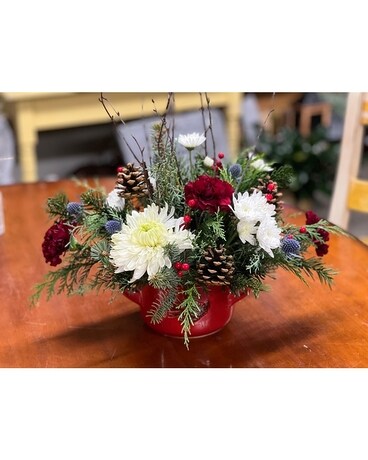 Pearson's Country Crock Centerpiece Flower Arrangement