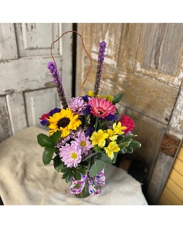 Pearson's Colors of Spring Flower Arrangement