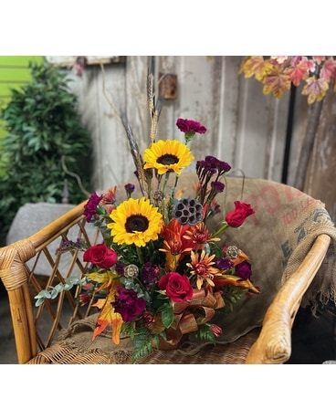 Pearson's Copper Showstopper Flower Arrangement