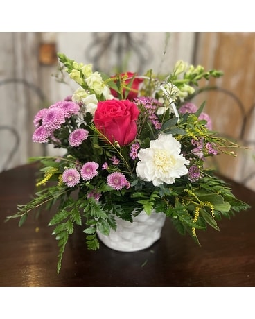 Pearson's Sweet Kisses Basket in Shakopee MN - Pearson Florist