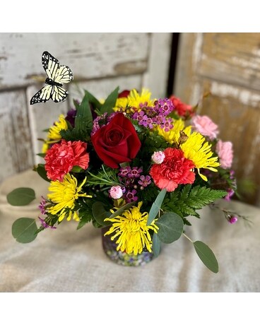 Pearson's Garden Gate Flower Arrangement