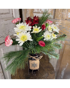 Pearson's Old Fashioned Christmas Flower Arrangement
