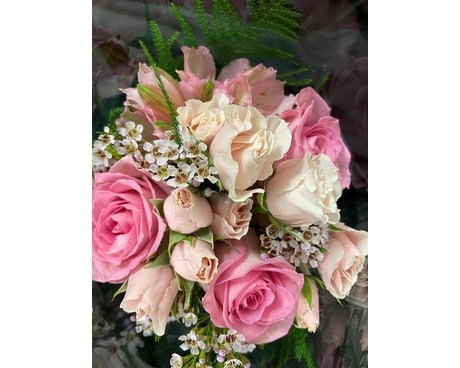 Bouquet-Pretty in Pink Flower Arrangement