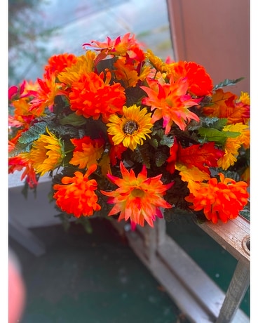 Silk Grave Sadle Flower Arrangement