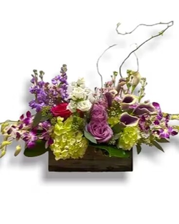 Cottage Planter Flower Arrangement