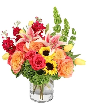 Vivid Daydream Flower Arrangement