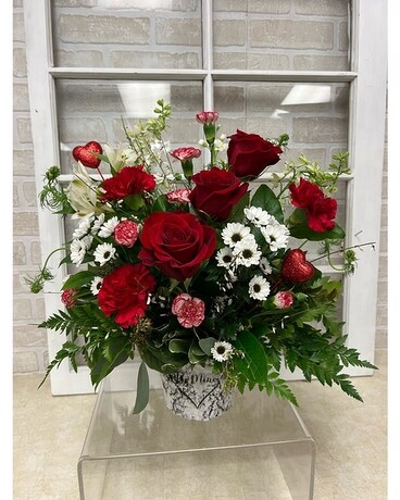 Red Romance Flower Arrangement