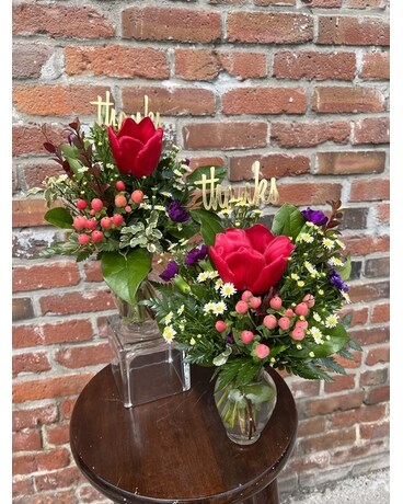 Thank you With a Tulip Flower Arrangement