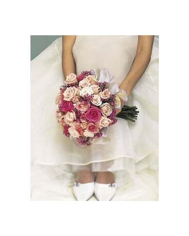 We offer wedding consultations! Please contact us Wedding Arrangement