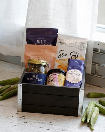Southern Table Soul-Cuterie Box Gift Basket